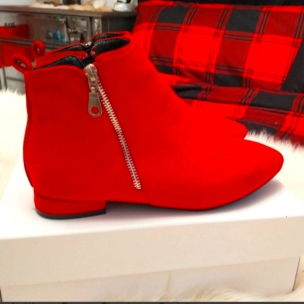 Red boot suede streetwear society